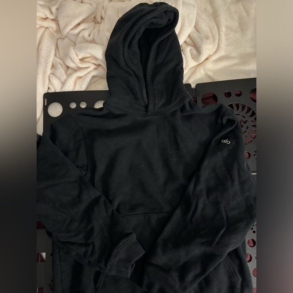 Heavyweight ALO hoodie Womens M/L, Mens S